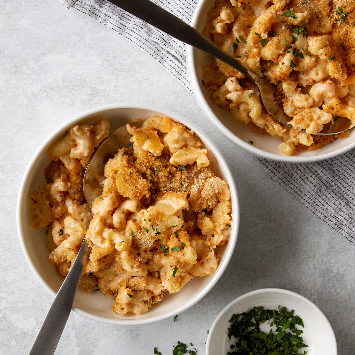 keep mac and cheese warm for a potluck